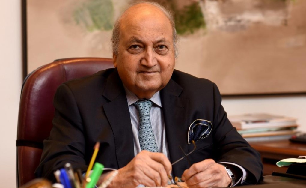 Keshub Mahindra Net Worth Biography Family Wife Son