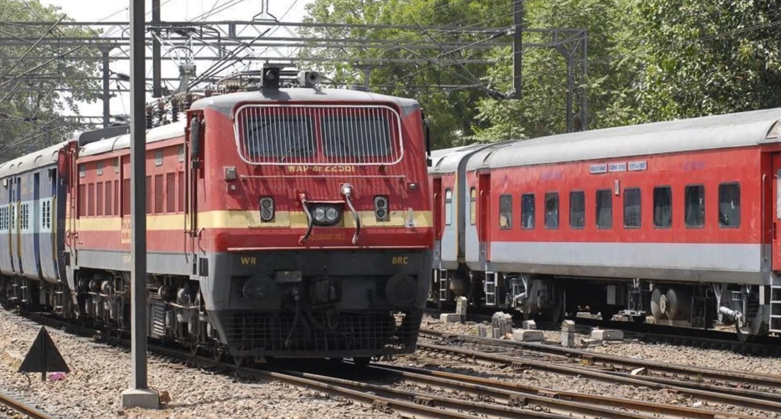 Indian Railways Prepares for Ballastless Track in KatraBanihal Section