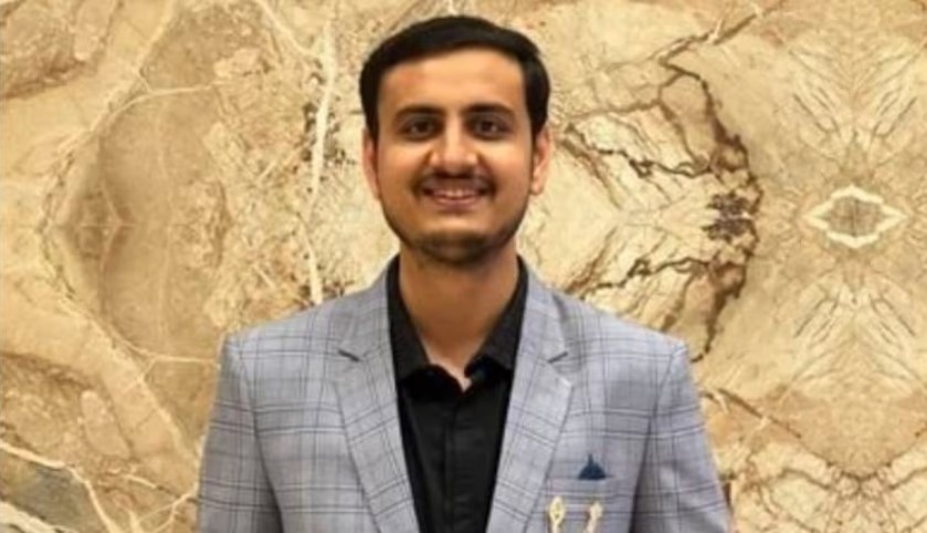 Bengaluru Man Sanchit Goyal Paid 50% Income Tax Goes Viral On The Internet