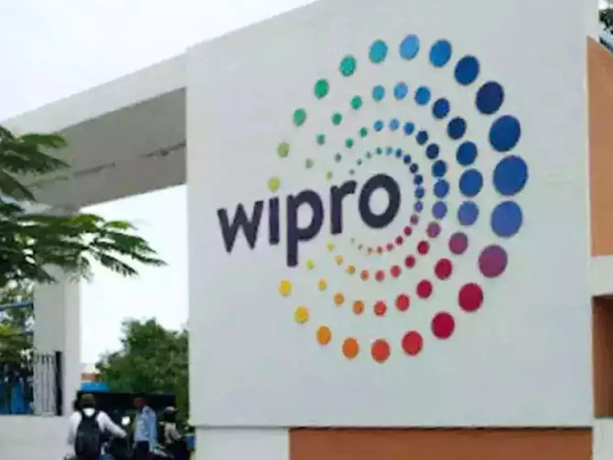 Wipro Shares Fall 1.06%, Underperforming Broader Market