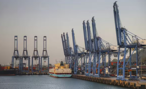 Adani Ports Clarifies ₹53,000 Crore Vadhavan Port Investment Report; Terms It Non-Binding