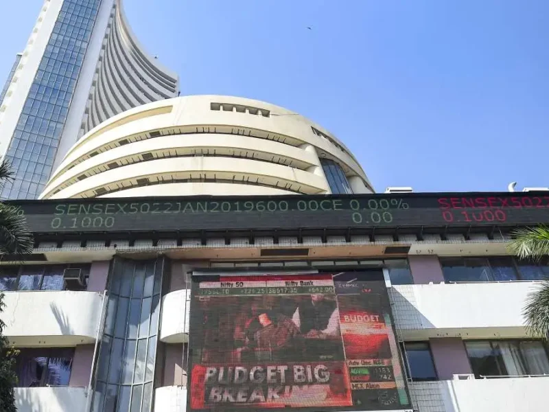 Indian Markets Open Higher; Financial Stocks Lead Early Gains Amid Positive Investor Sentiment