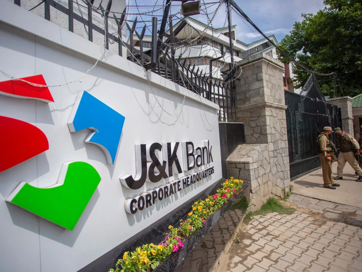 RBI Slaps ₹99.3 Lakh Penalty on J&K Bank for Lapses in Complaint Handling, DEA Fund Transfer and V-CIP Compliance