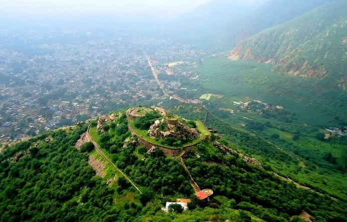 Centre bans new mining leases across Aravalli range, to expand protected zones