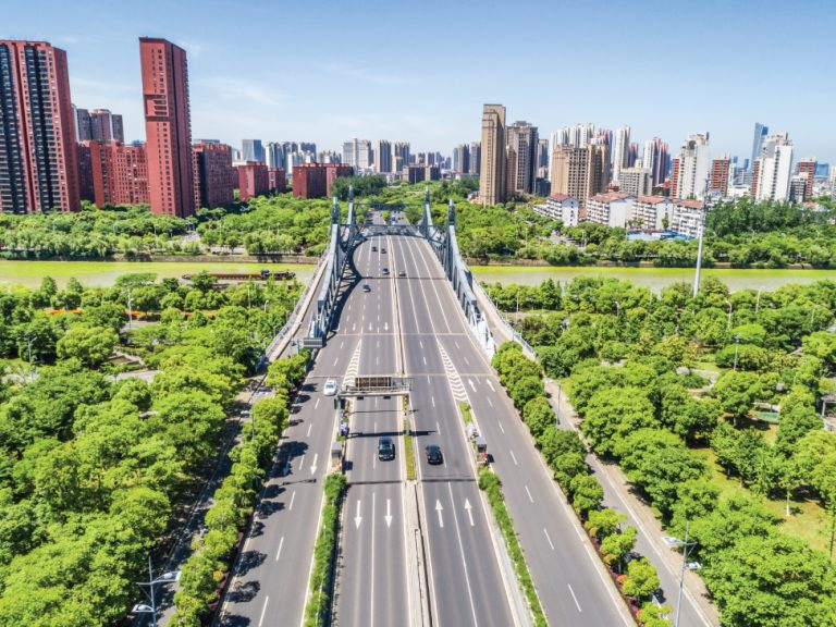 CAQM flags 102 road dust violations in Greater Noida, directs GNIDA to step up clean-up under GRAP