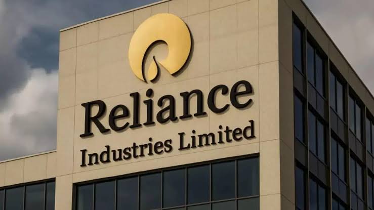 Reliance folds 16 green energy units into Reliance New Energy