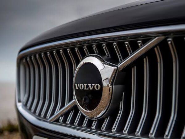 Volvo Car UK, BASF Coatings Extend Paint Partnership for Three More Years