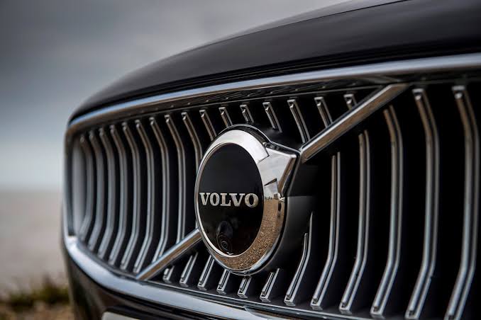 Volvo Car UK, BASF Coatings Extend Paint Partnership for Three More Years